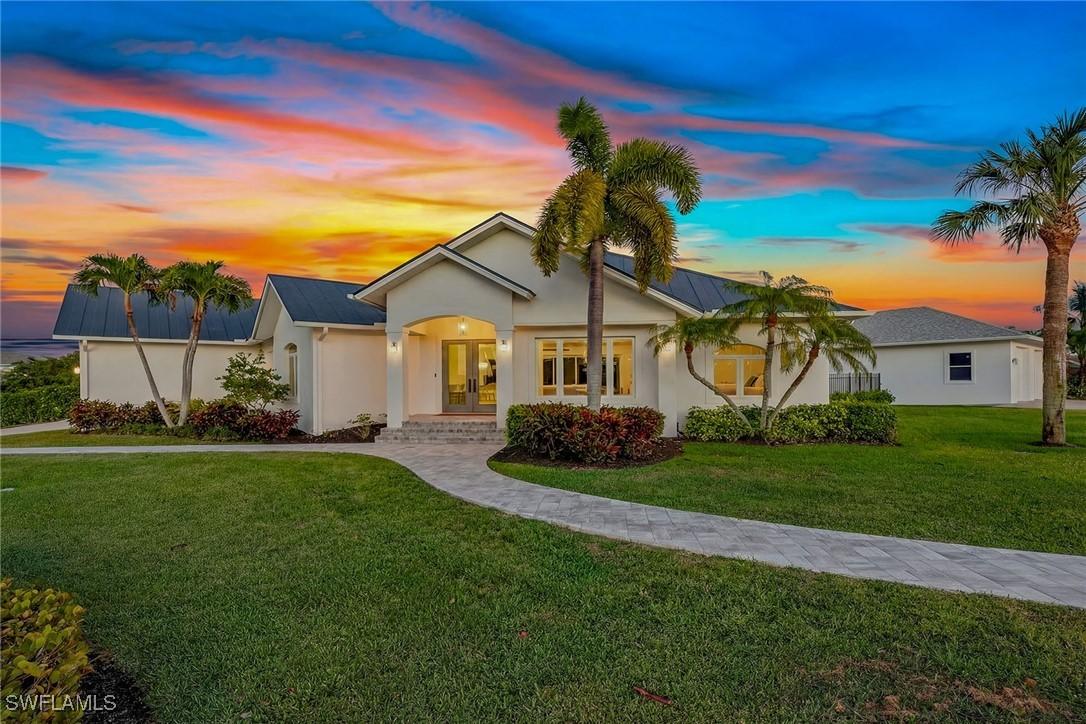 535 Inlet Dr., Marco Island, FL 34145