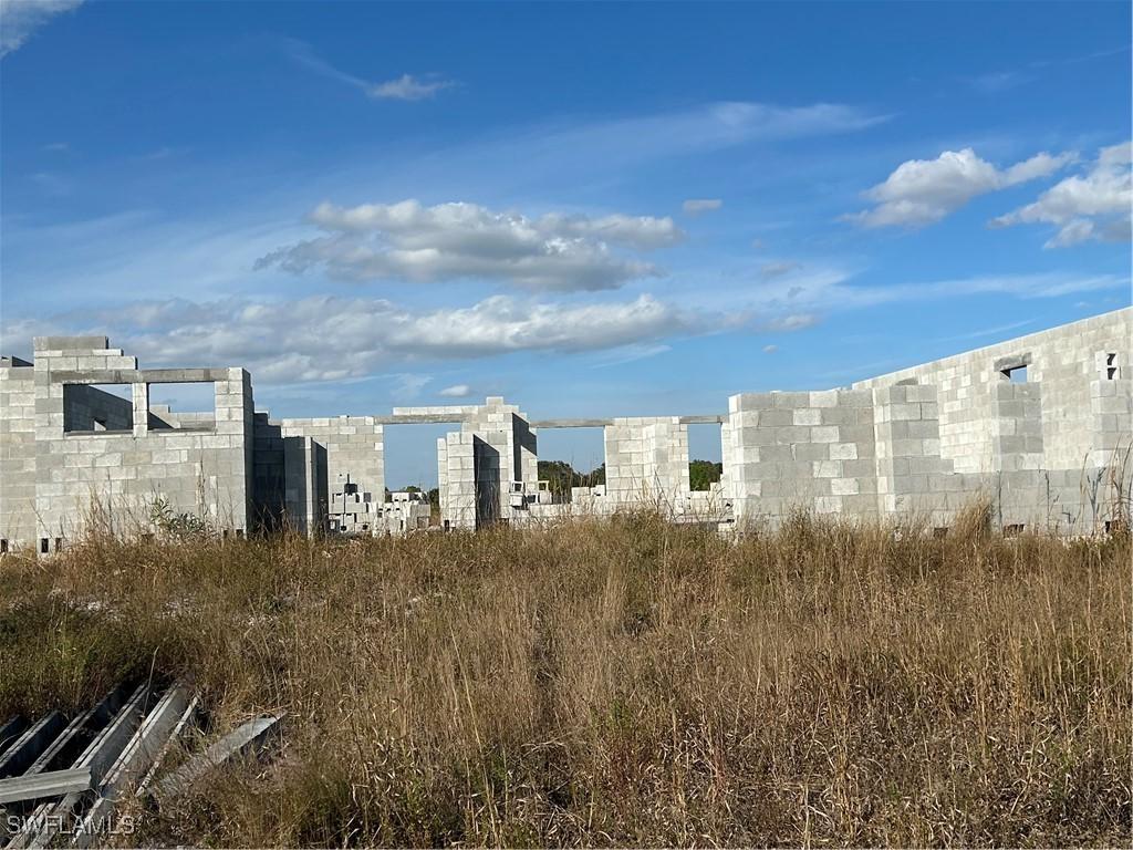 3853 68th Ave., Naples, FL 34120