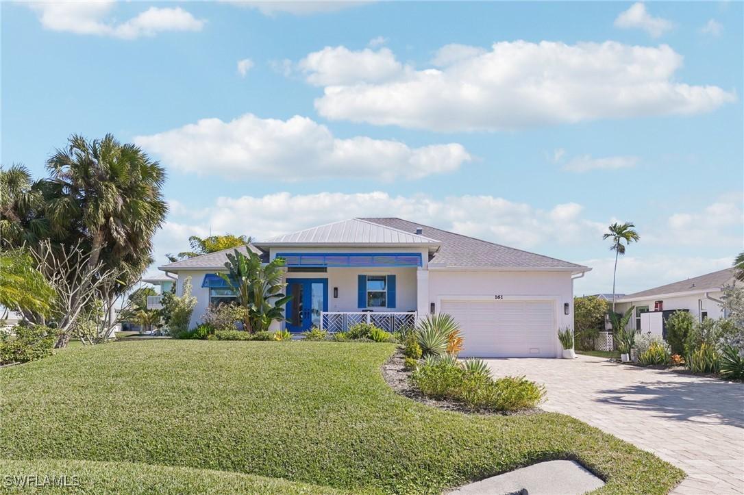 161 Tahiti Cir., Naples, FL 34113