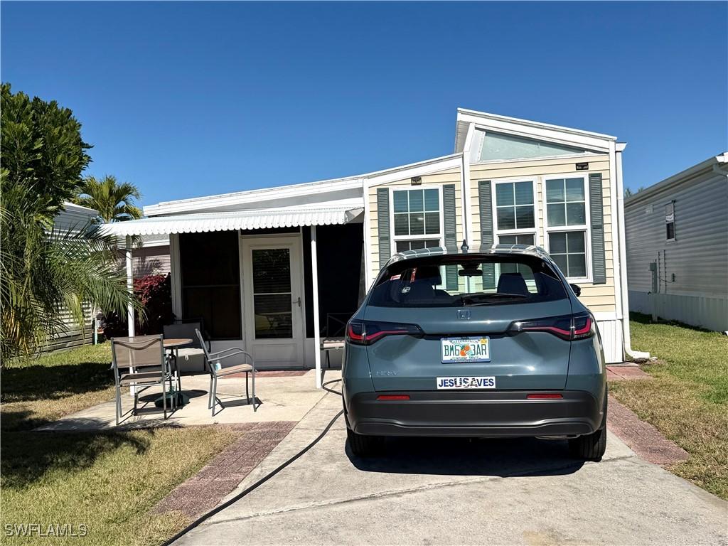 4710 Split Log Ln., Estero, FL 33928