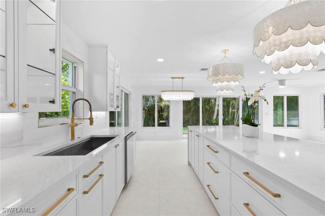 17 Knights Bridge Rd., Naples, FL 34112