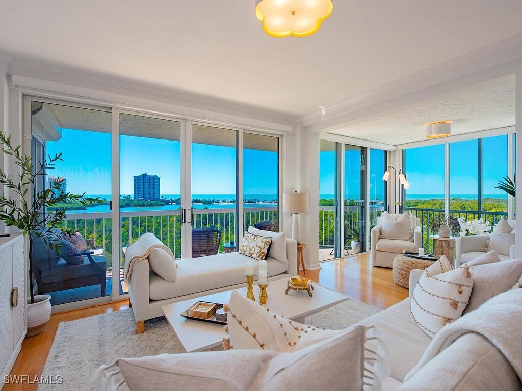 5501 Heron Point Dr. #503, Naples, FL 34108