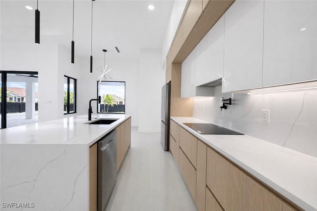 721 NW 37th Ave., Cape Coral, FL 33993