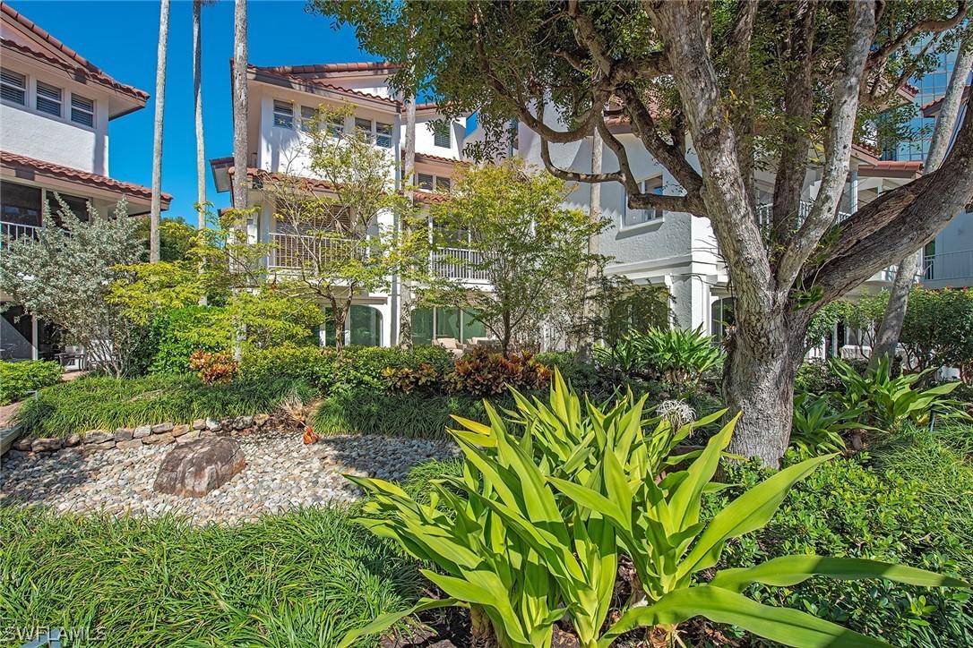 4715 Villa Mare Ln. #26-16, Naples, FL 34103