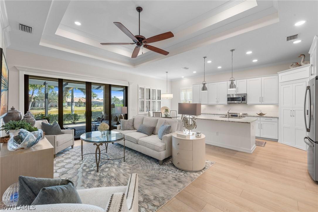 9096 Isla Bella Cir., Bonita Springs, FL 34135