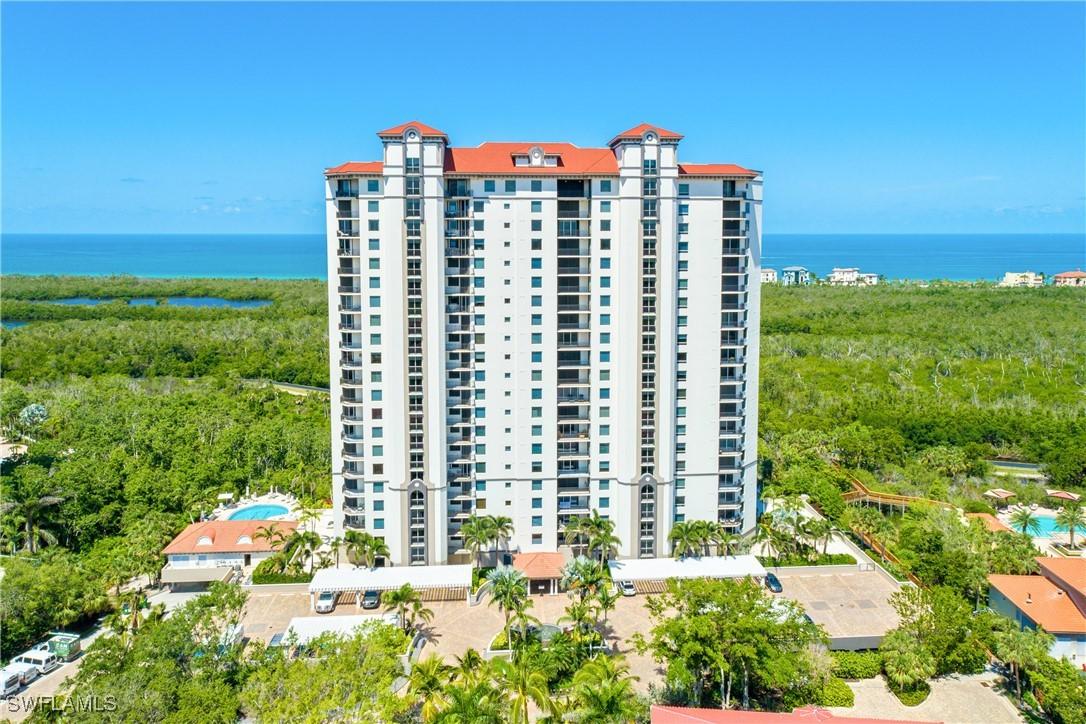 7225 Pelican Bay Blvd. #402, Naples, FL 34108