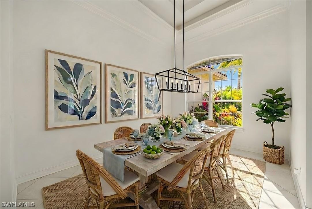 2341 Cheshire Ln., Naples, FL 34109