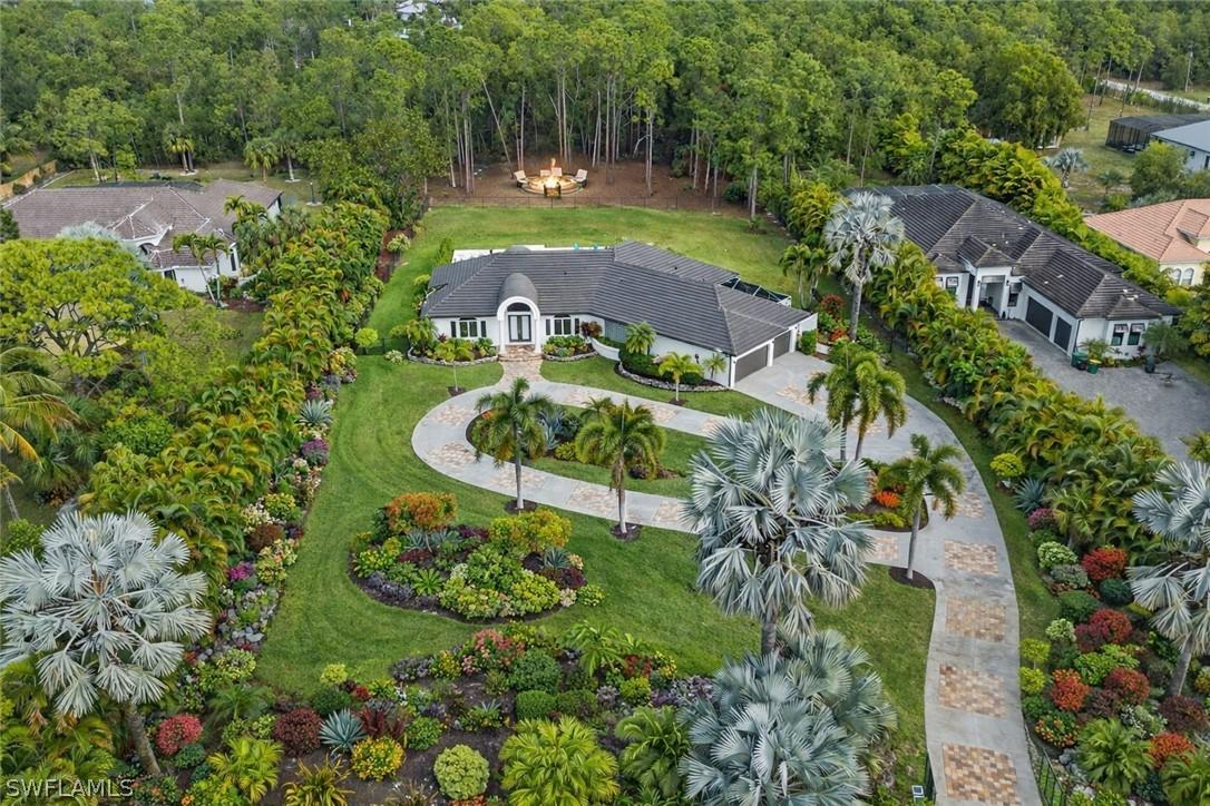 6461 Livingston Woods Ln., Naples, FL 34109