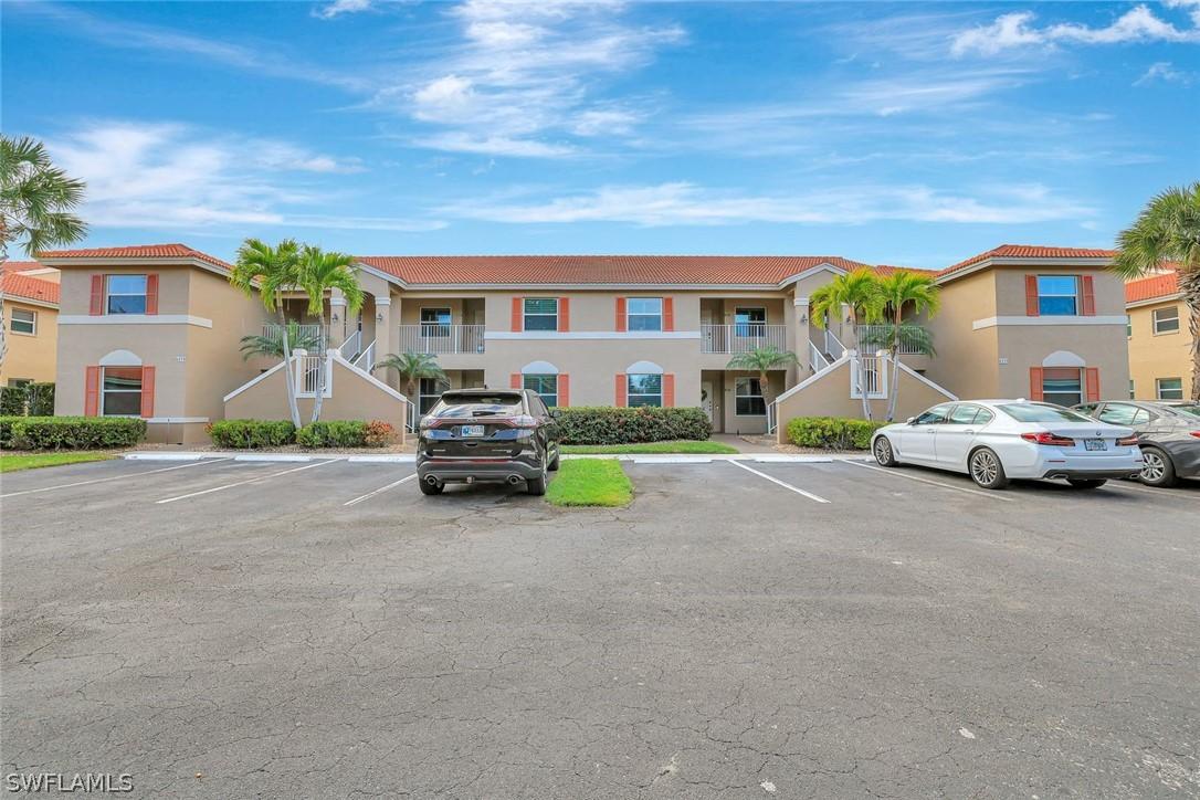 6270 Huntington Lakes Cir. #204, Naples, FL 34119