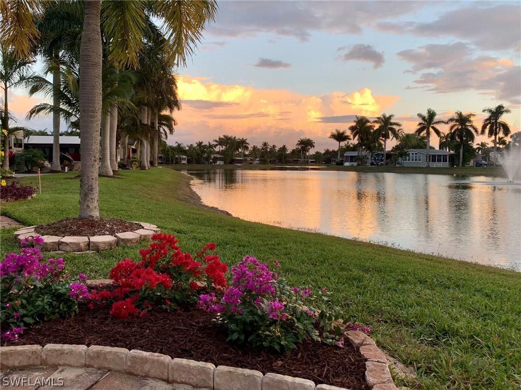 1197 Diamond Lake Cir., Naples, FL 34114