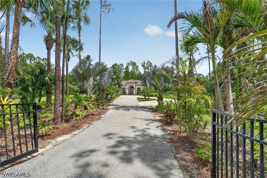 3451 12th Ave., Naples, FL 34117