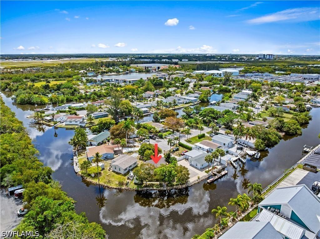 579 13th St., Naples, FL 34102