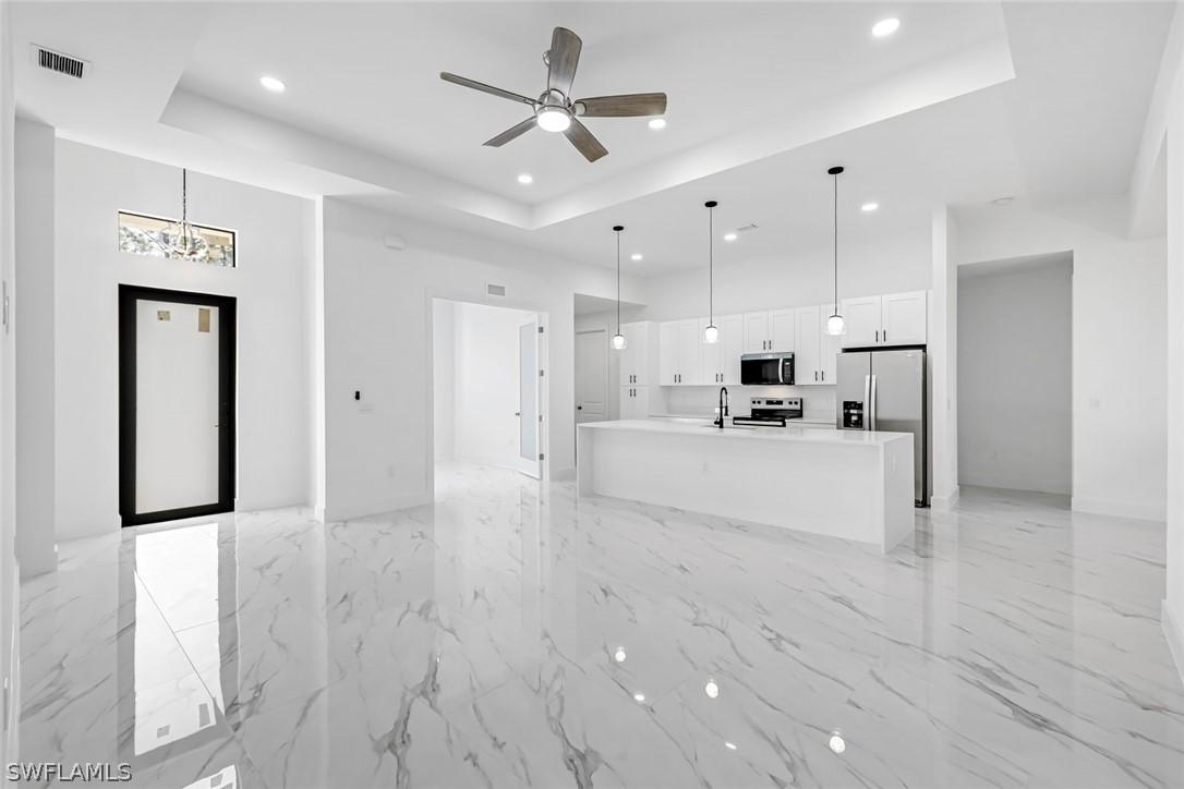 2113 Grayson Ave., Alva, FL 33920