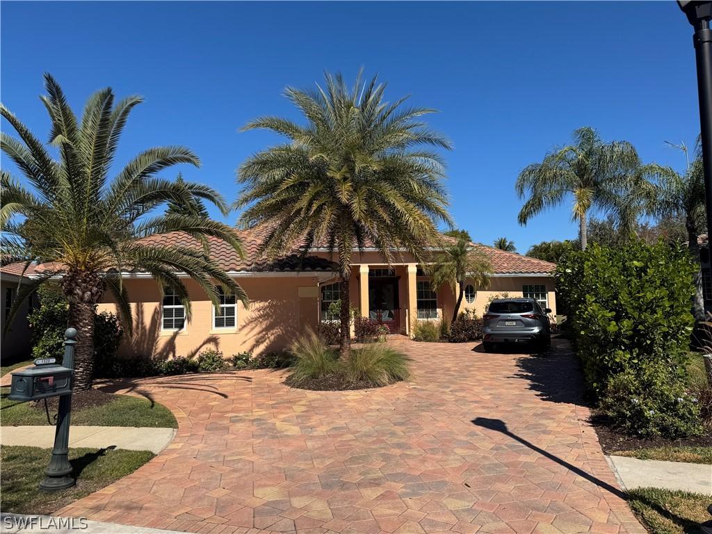 1520 Serenity Cir., Naples, FL 34110