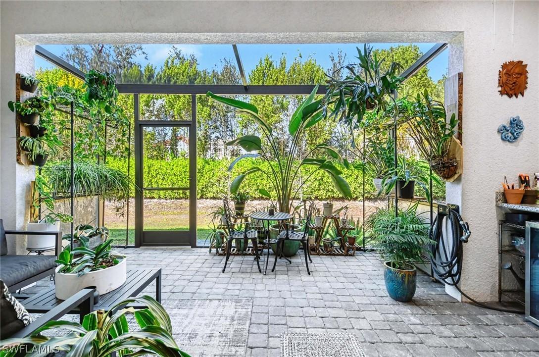 13045 Pembroke Dr., Naples, FL 34105