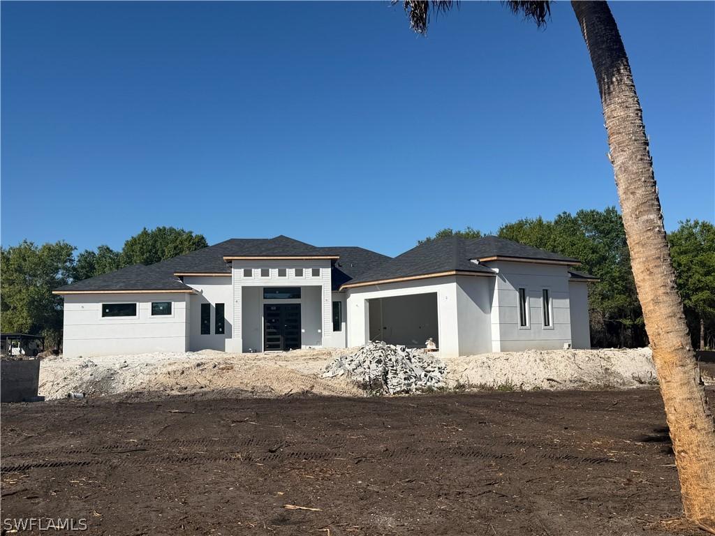 441 16th St., Naples, FL 34120