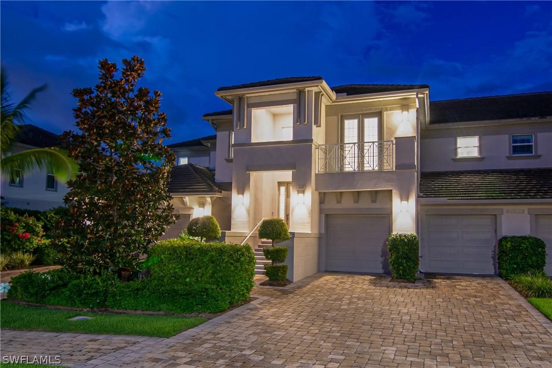 8034 Signature Club Cir. #7-201, Naples, FL 34113