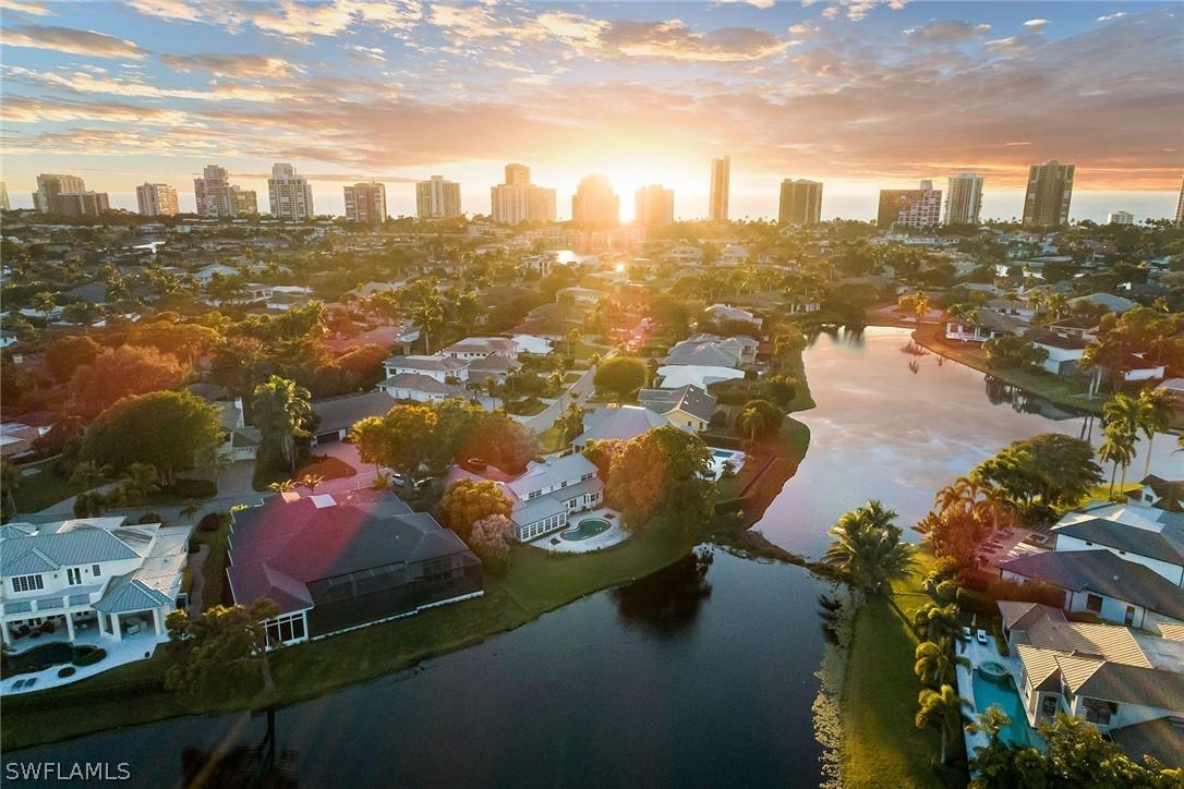 517 Devils Ln., Naples, FL 34103