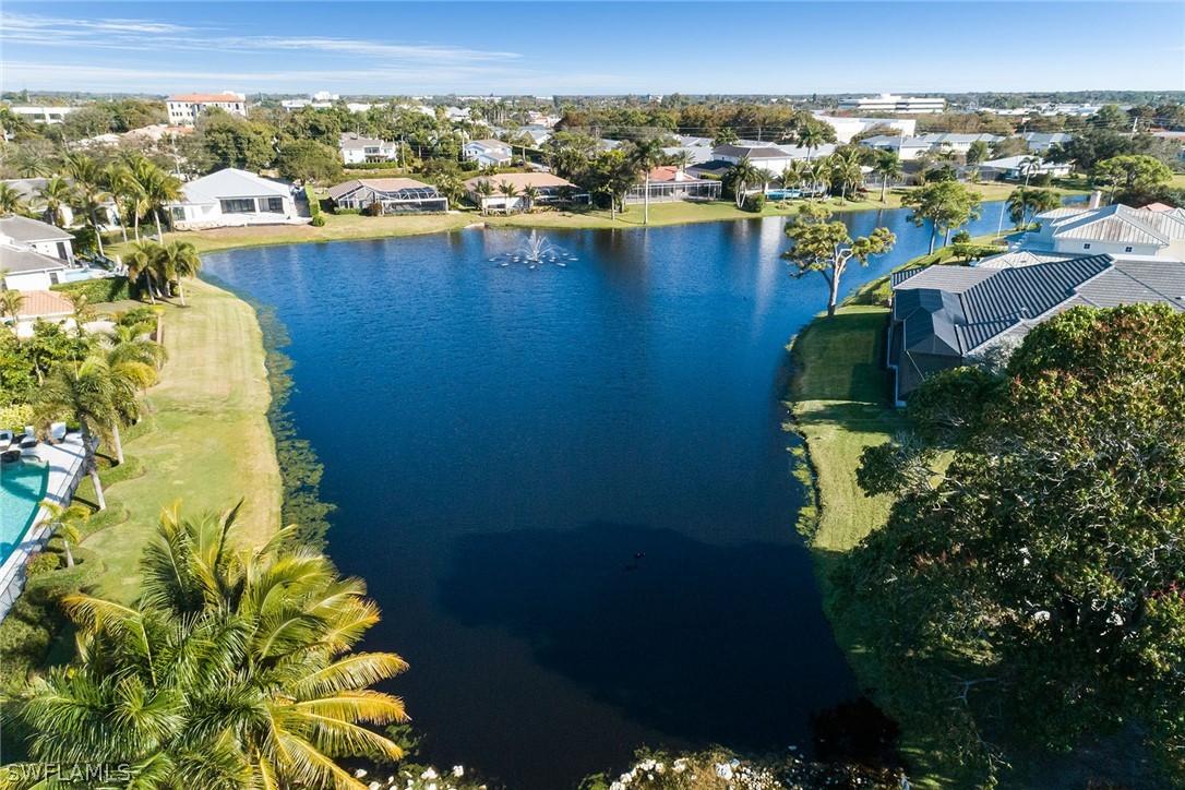 517 Devils Ln., Naples, FL 34103