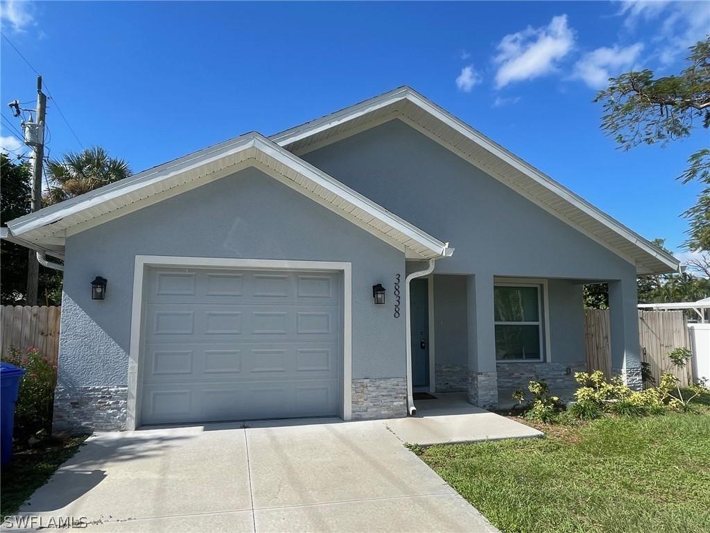 3838 Kelly St., Fort Myers, FL 33901