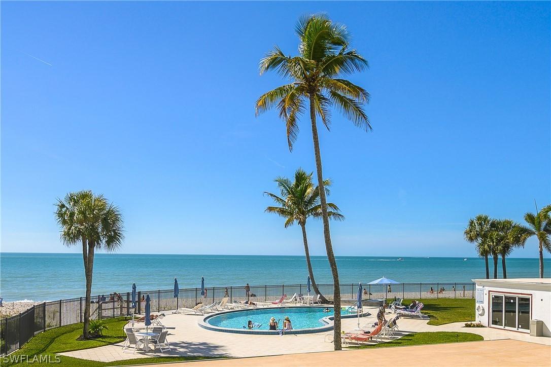 1717 Gulf Shore Blvd. #101, Naples, FL 34102