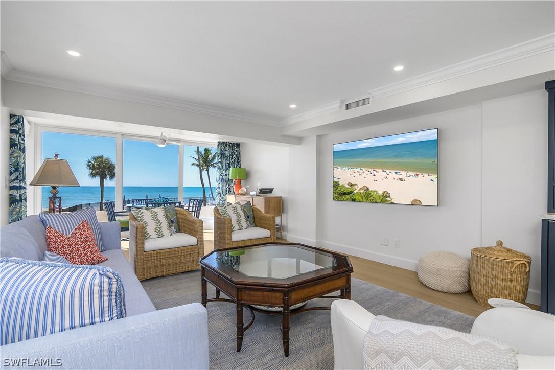 1717 Gulf Shore Blvd. #101, Naples, FL 34102