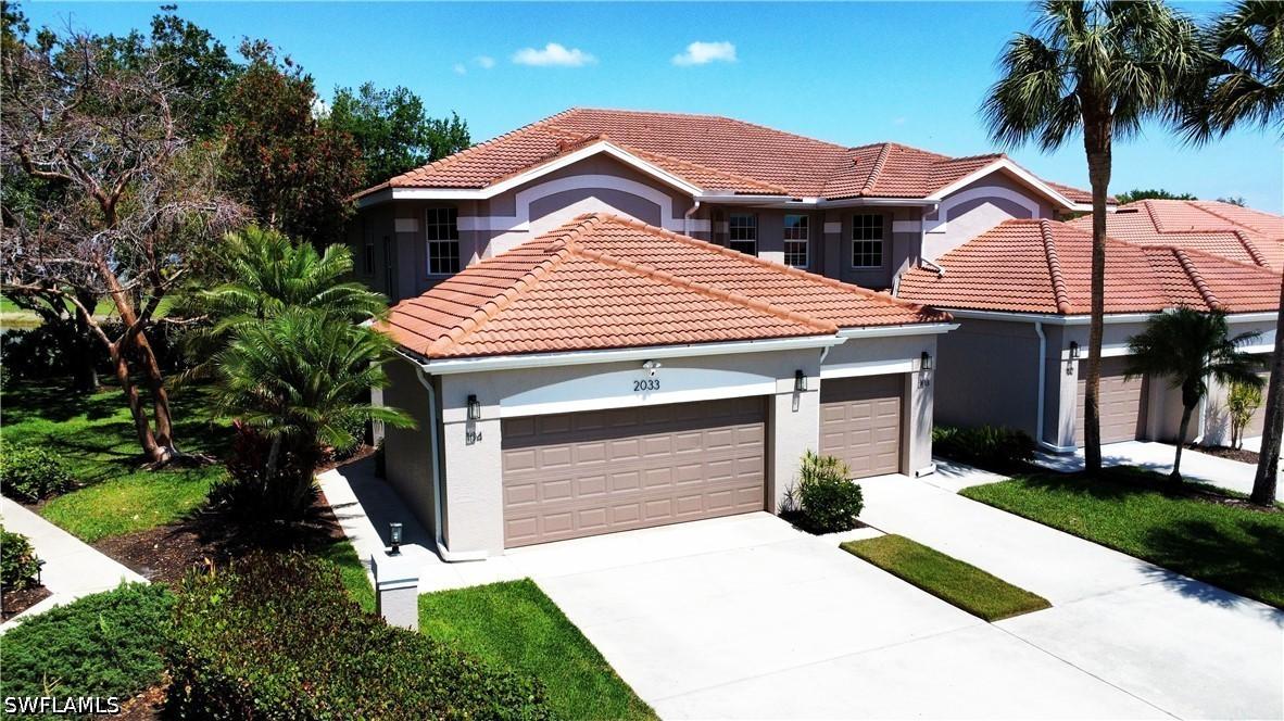 2033 Crestview Way #104, Naples, FL 34119
