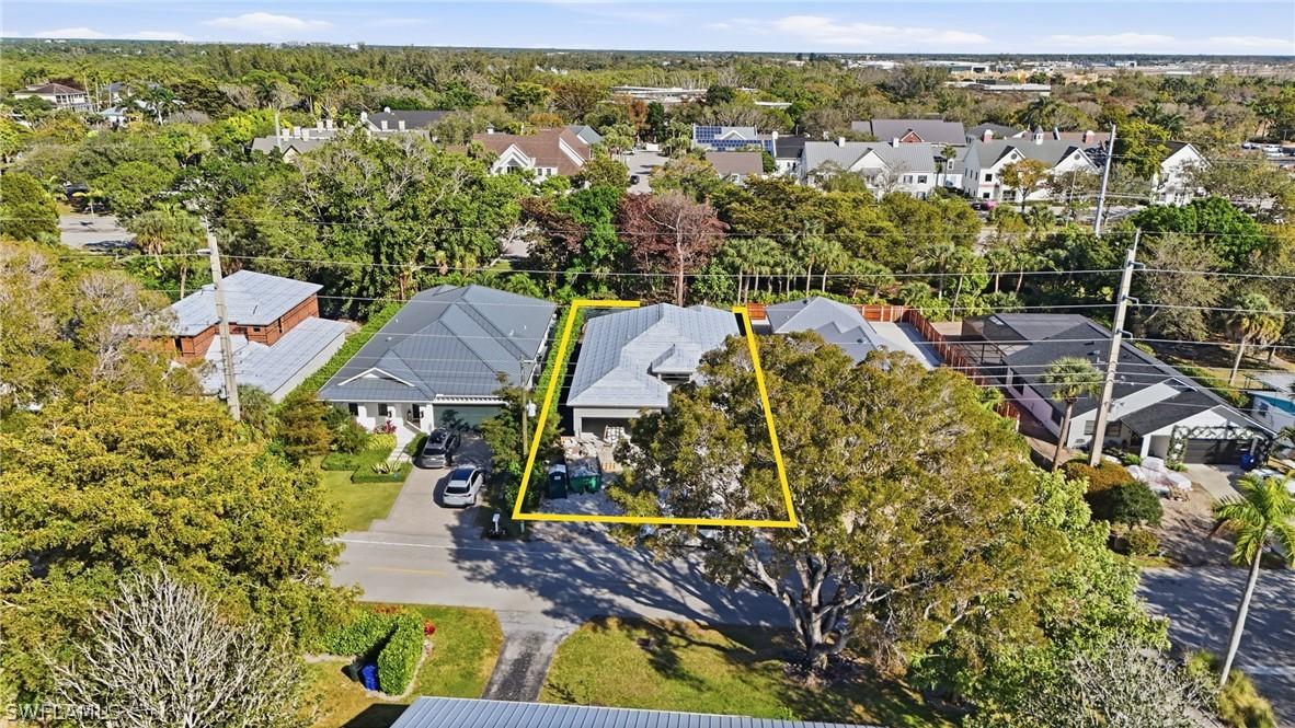 1050 13th St., Naples, FL 34102