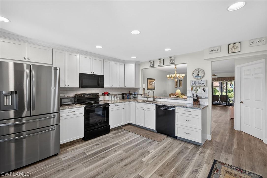 4973 Pepper Cir. #F105, Naples, FL 34113