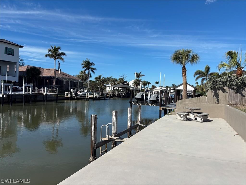 452 Seabee Ave., Naples, FL 34108