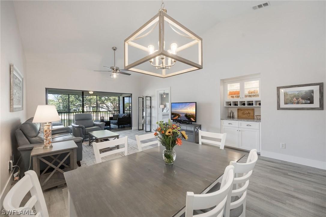 525 Lake Louise Cir. #202, Naples, FL 34110