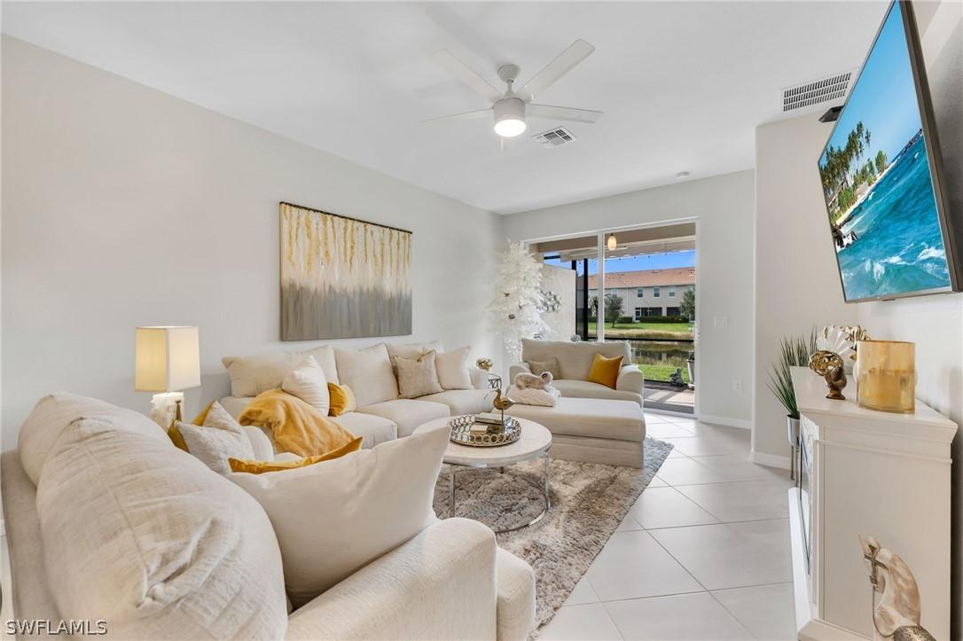 2543 Vine Ave., Naples, FL 34120