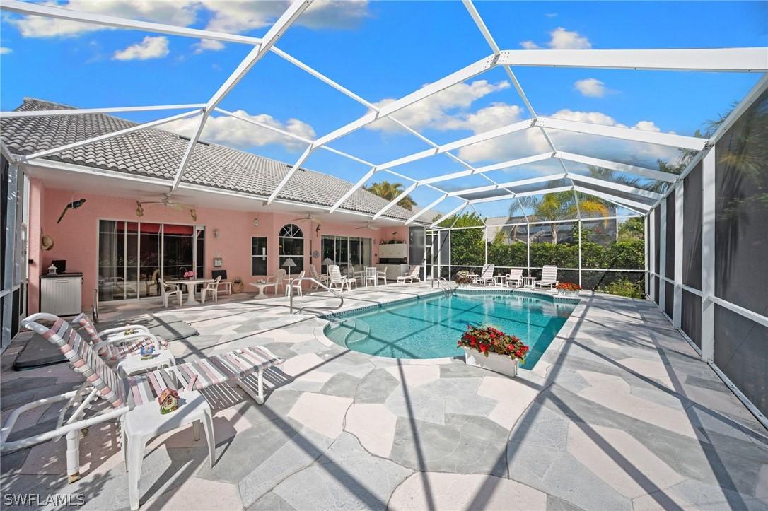 256 Countryside Dr., Naples, FL 34104