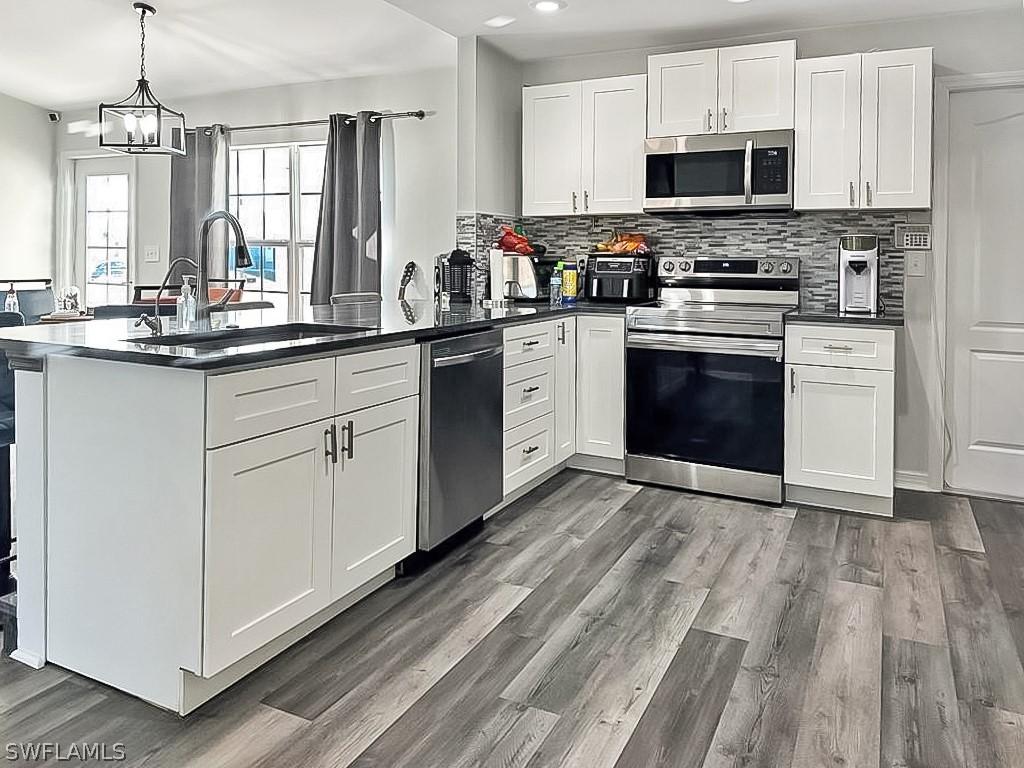 3623 NE 12th Ave., Cape Coral, FL 33909