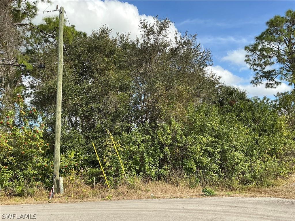 3700 Dora Ave., Lehigh Acres, FL 33971