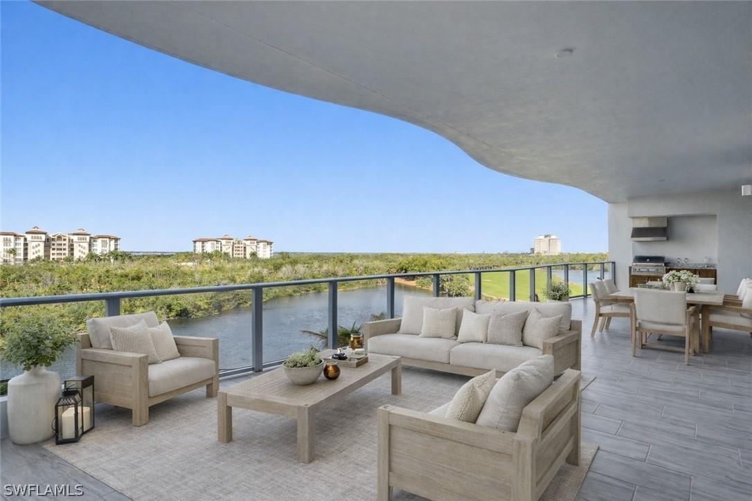 4810 Pelican Colony #404, Bonita Springs, FL 34134