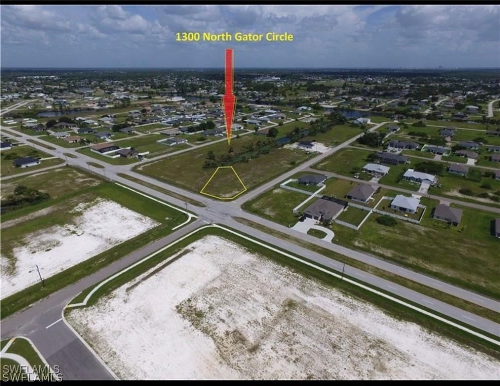 1300 N Gator Cir., Cape Coral, FL 33909