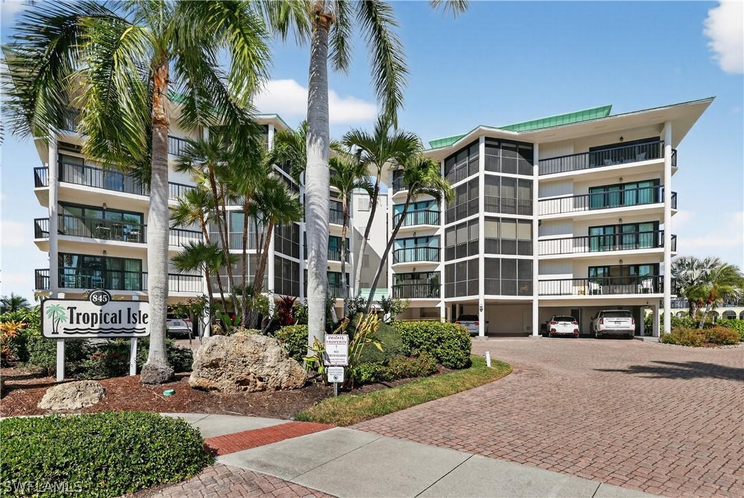 845 Collier Ct. #302, Marco Island, FL 34145