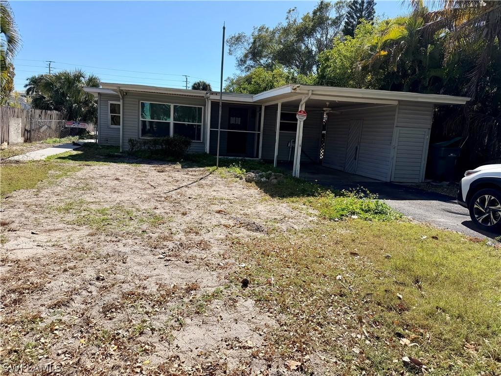 2632 Weeks Ave., Naples, FL 34112