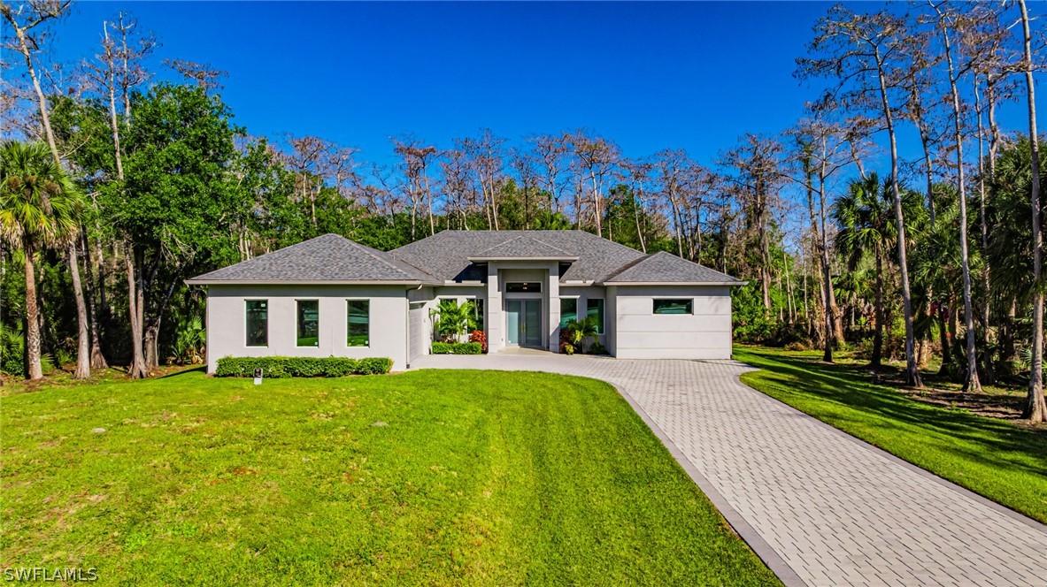 2461 Golden Gate Blvd., Naples, FL 34120