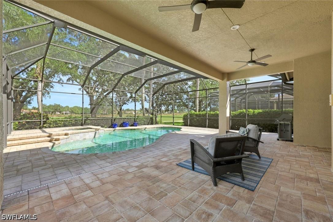 910 Villa Florenza Dr., Naples, FL 34119