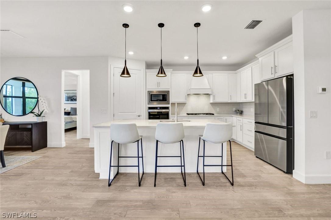 1952 Yellowfin Cir., Naples, FL 34114