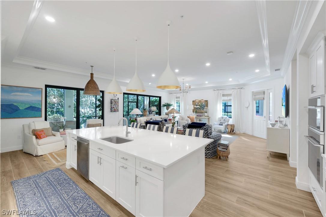 2472 Breakwater Way #11102, Naples, FL 34112