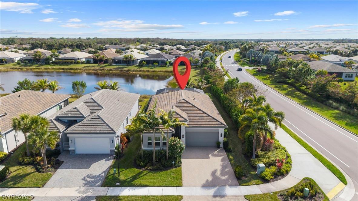 11555 Jacaranda Dr., Naples, FL 34120