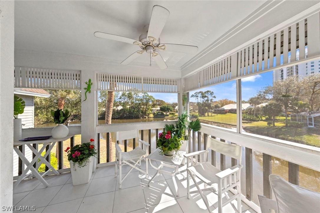 668 Wiggins Bay Dr. #B25, Naples, FL 34110