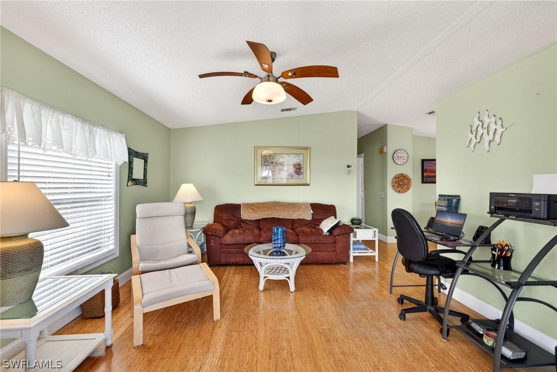 216 Oceans Blvd., Naples, FL 34104