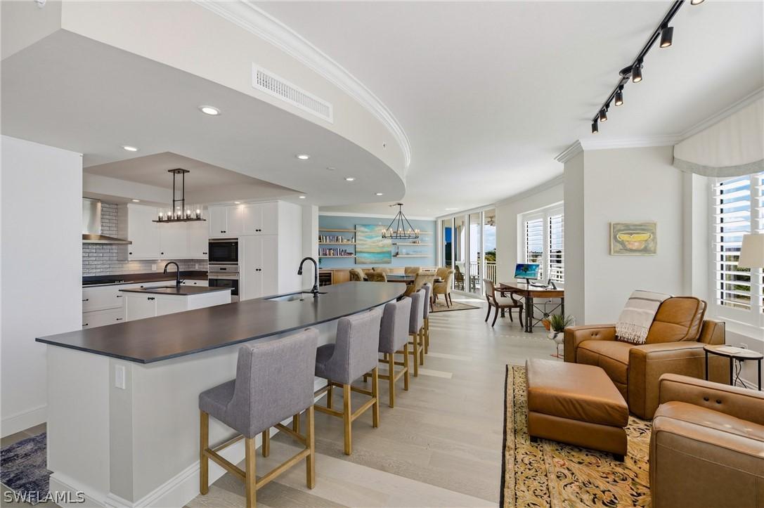 13665 Vanderbilt Dr. #501, Naples, FL 34110