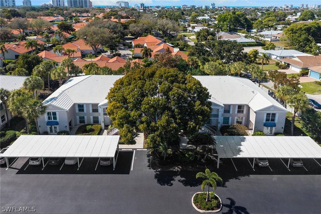 821 Gulf Pavilion Dr. #106, Naples, FL 34108