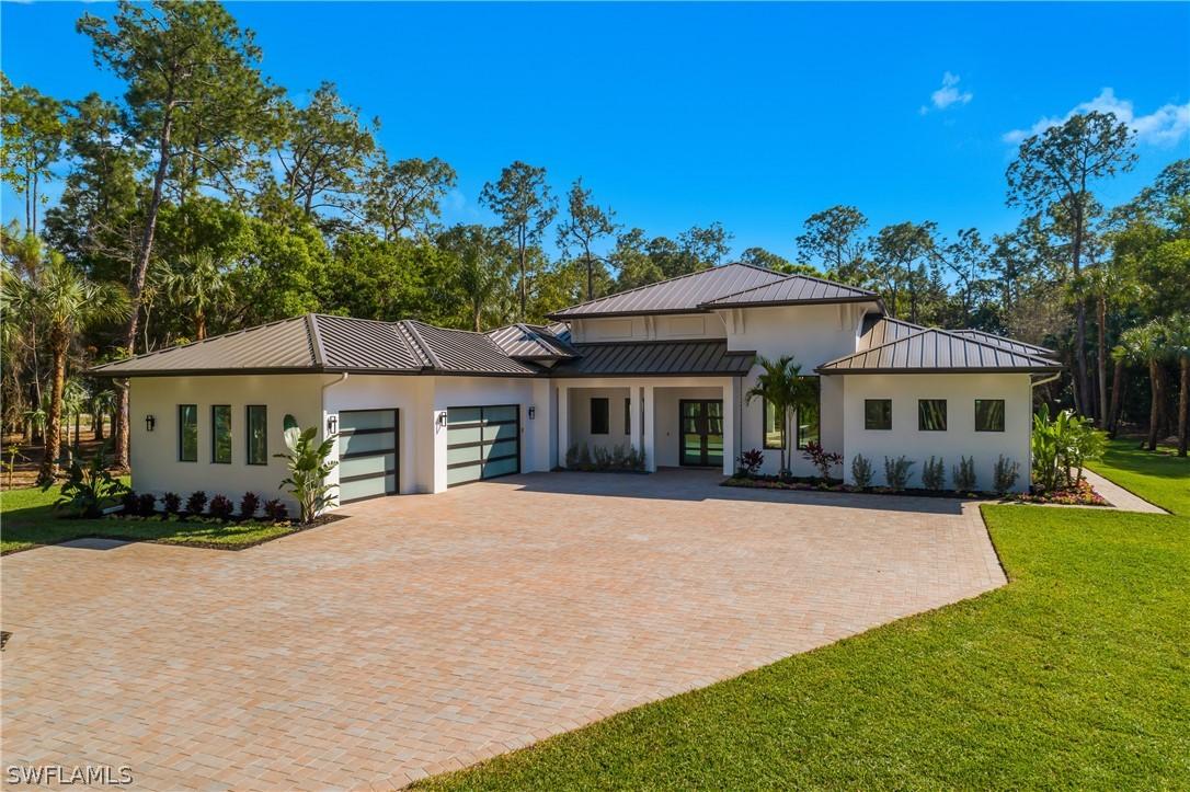 5000 Palmetto Woods Dr., Naples, FL 34119