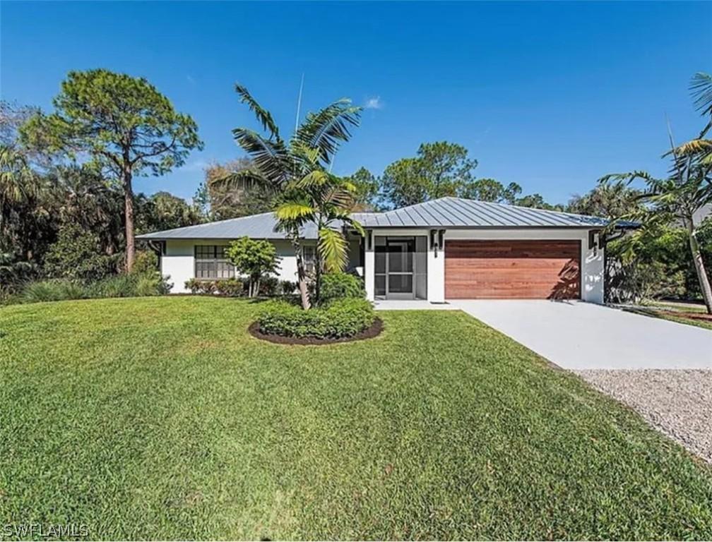 3661 7th Ave., Naples, FL 34117